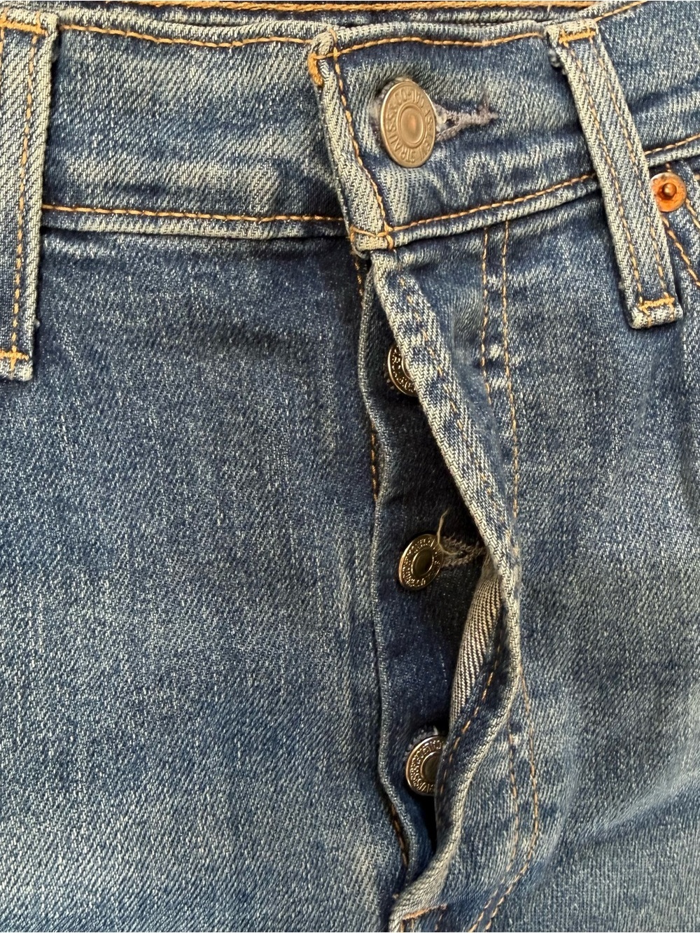 Levi’s Wedgie Straight Ankle Women's Jeans Button Fly Size 30 - Picture 4 of 7